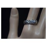 10K White Gold & Clear Stones Ring  Sz 11/ 3.65g