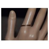 18K - 2T Gold Band   Sz 10-1/2  1.48g