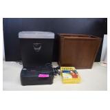 Paper Shredded, Trash Can, Spanish Rosetta Stone