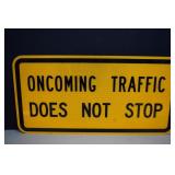 Reflective Metal Highway Sign,Oncoming Traffic