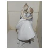 Lladro 'The Happiest Day' Figurine w/ Original Box