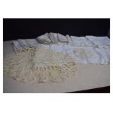 Assorted Vintage Linens