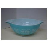 Vintage Pyrex Amish Butterprint Cinderella Mixing-