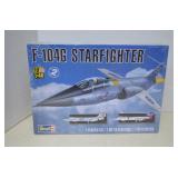 Revell F-1046 Starfighter Airplane Model NIB