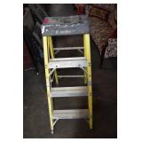 4 Foot Tall Folding Ladder