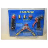 New Good Year Garden Hose Nozzle Set