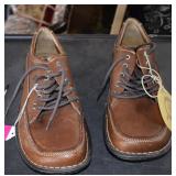 Born Brown Leather Oxfords Size 10