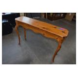 Queen Anne-Style Long Pine Sofa Table