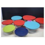 Eight Pyrex Nesting Mixing Bowls w/Lids