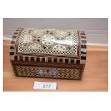 Beautiful Inlay Jewelry/Trinket Box