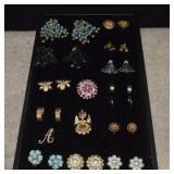 Vtg Earrings & Brooches