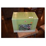 Tier 2 Solar Accent Light NIB