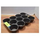 Griswold Erie Pa. Cast Iron Muffin/Popover Pan