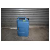 6 Gallon RubberMaid Water Can
