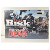 COLLECT NIB The Walking Dead RISK Board Game