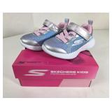 NEW Sketchers Kids Radiant Runner Shoes (SIze 6)