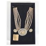 COLLECT Heidi Daus Costume Necklace in Box