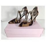 NEW Louise et Cie Lo-Tamary Ladies Heels (Size 6M)