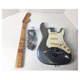 FENDER USA STRATOCASTER Basket Case in Pieces