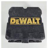 GUC DeWalt DW088 Laser w/ Acc in Case (Works)