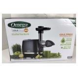 NEW Omega Cold Press 365 Juicer
