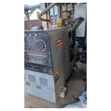Lincoln Commander 500 Welder, Deutz Engine, 6826 H
