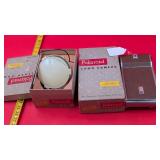 Polaroid Land Camera w/Flash Gun