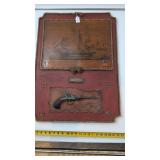 Pistol Wall Hanger 22'x30'