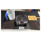 Griddles Pitcher and Wood Chopping Pad