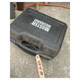 Master mechanic orbital sander with case