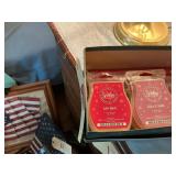 Scentsy wax various scents  about a dozen.