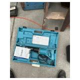 Makita 110 V reciprocating saw in case
