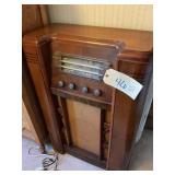 Vintage 'Airline' console Radio.