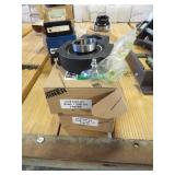 Lot 542 contains item 275