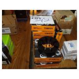 Lot 559 contains items 342, 368, 409