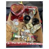 CANDLE HOLDERS & MORE DECOR