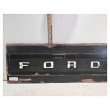 **METAL FORD TAIL GATE SIGN