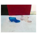 2 FENTON GLASS SHOES CLEAR ONE GLOWS