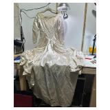 VINT. SATIN WEDDING DRESS