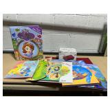 **CHILDRENS BOOKS & NOTE SET