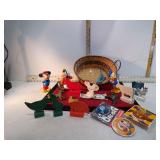 BASKET OF VINT. KIDS TOYS