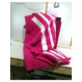 VINTAGE PINK & WHITE CROCHET THROW