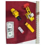 VINT. TRUCKS & TRACTORS