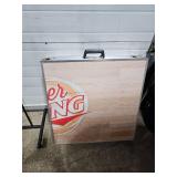 **FOLDING BEER PONG TABLE