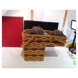**HANDMADE VIROQUA WI BASKET SIGNED ON BOTTOM