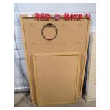 **BULLETIN BOARD & JEWELRY DISPLAY