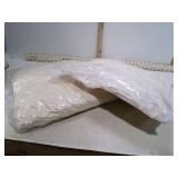 **2 NEW DECORATIVE PILLOWS