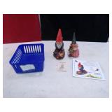 CAROLINE & GABRIEL GNOMES