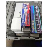 **TOTE OF MISC. SPORTS CARDS