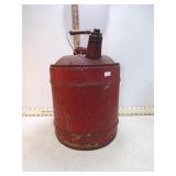 **VINTAGE GAS CAN T